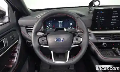 Ford Explorer 2025 2.3 Автомат в Москве № 233051, миниатюра 4