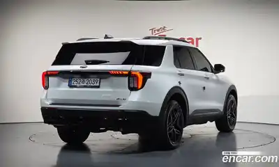 Ford Explorer 2025 2.3 Автомат в Москве № 233051, миниатюра 10