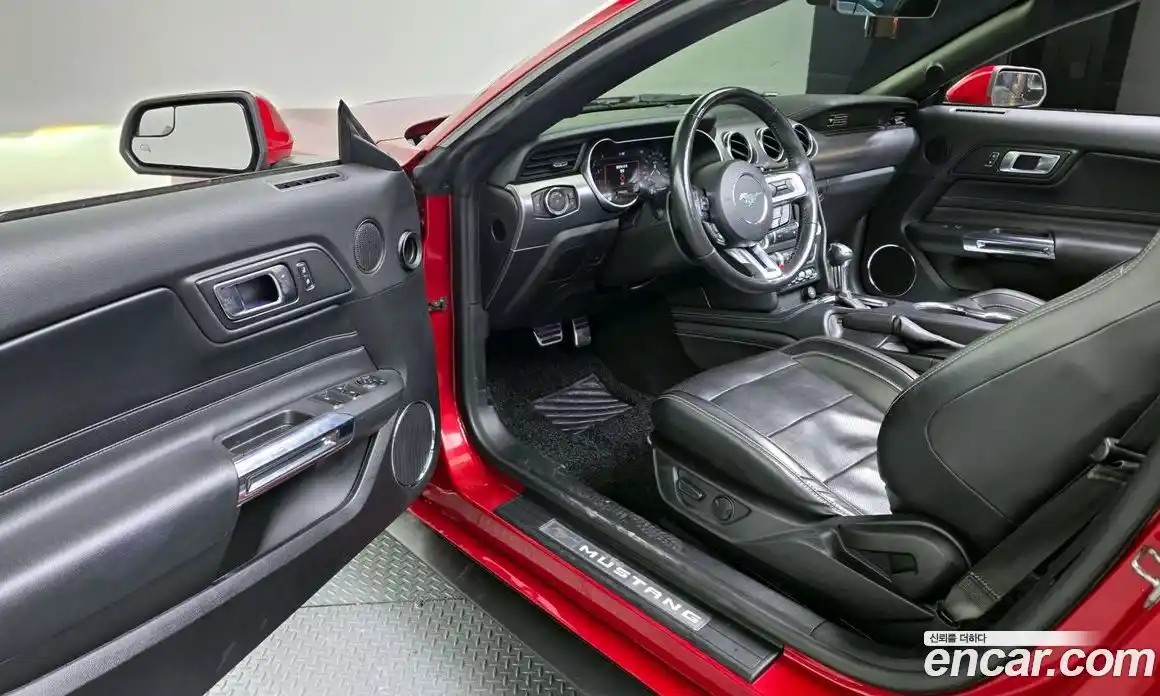 Ford Mustang 2020 2.3 Автомат в Москве № 233302, фото 15