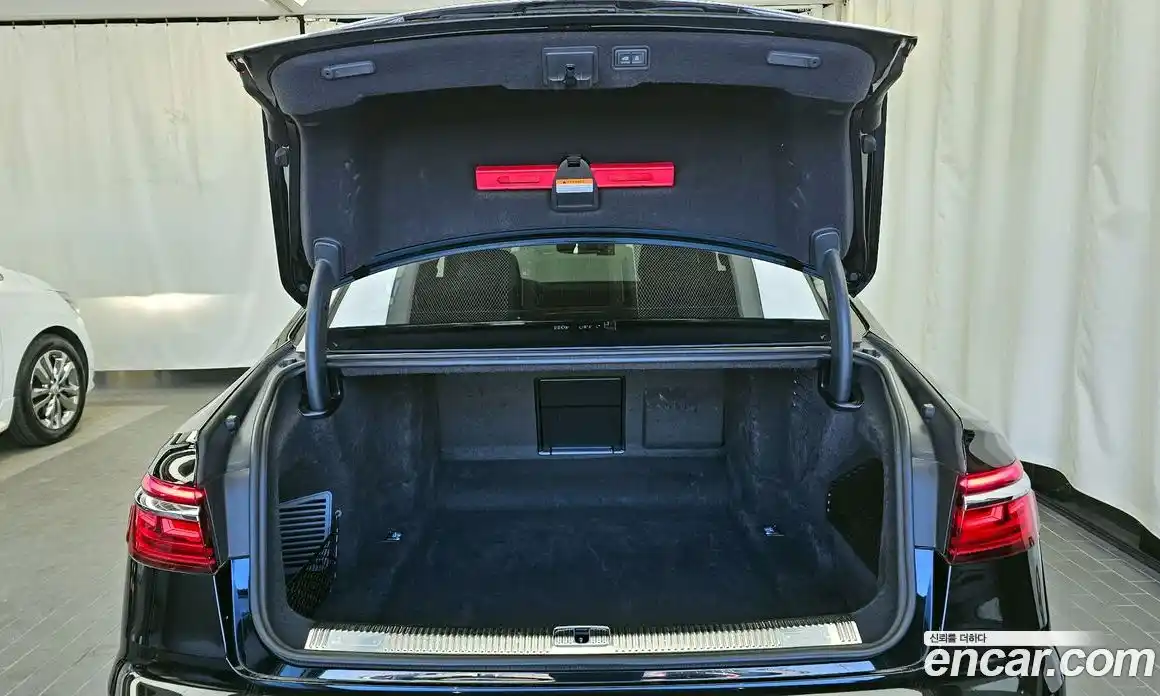 Audi A8 2021 3.0 Автомат в Москве № 245850, фото 10