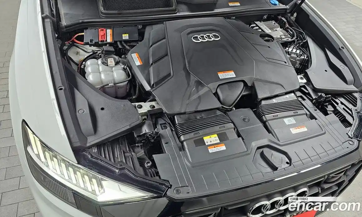 Audi Q8 2023 3.0 Автомат в Москве № 247934, фото 13