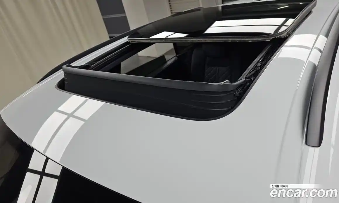 Audi Q8 2023 3.0 Автомат в Москве № 247934, фото 14