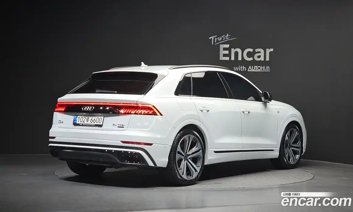 Audi Q8 2023 3.0 Автомат в Москве № 247934, фото 15