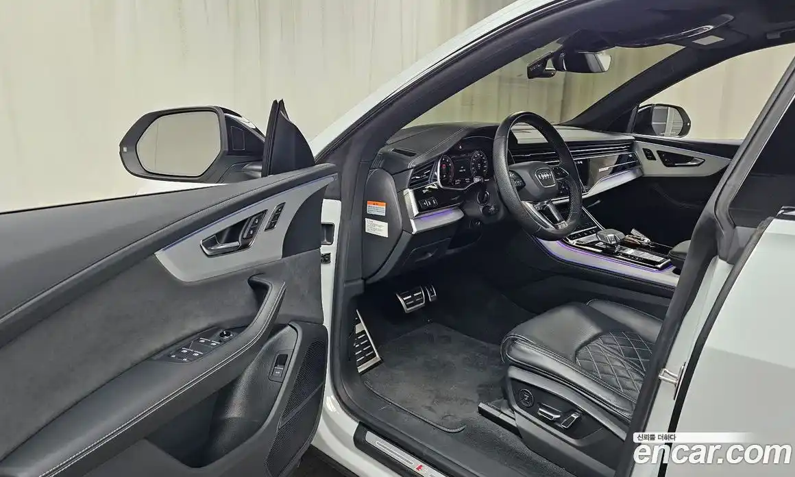 Audi Q8 2023 3.0 Автомат в Москве № 247934, фото 7