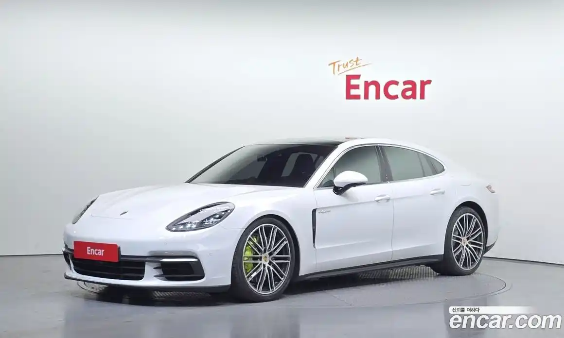 Porsche Panamera 2018 2.9 Автомат в Москве № 252055, фото 4