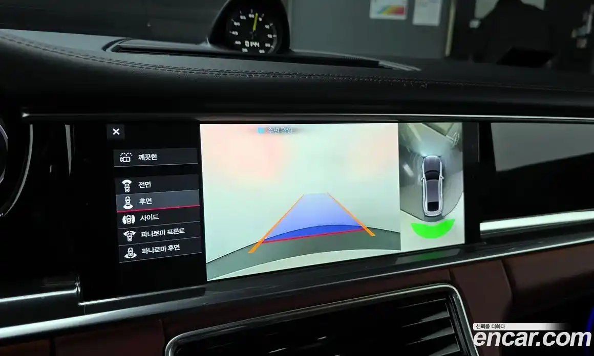 Porsche Panamera 2018 2.9 Автомат в Москве № 252055, фото 9