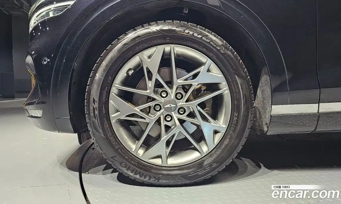 Genesis GV70 2021 2.5 Автомат в Москве № 26256, фото 14