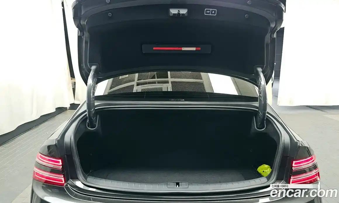 Genesis G80 2024 2.5 Автомат в Москве № 26854, фото 18