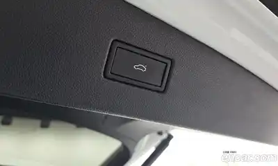 Volkswagen Tiguan 2023 2.0 Автомат в Москве № 272534, миниатюра 11