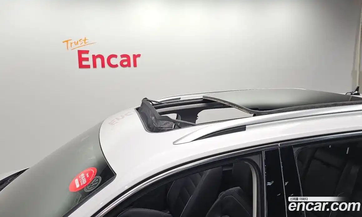 Volkswagen Tiguan 2023 2.0 Автомат в Москве № 272534, фото 14