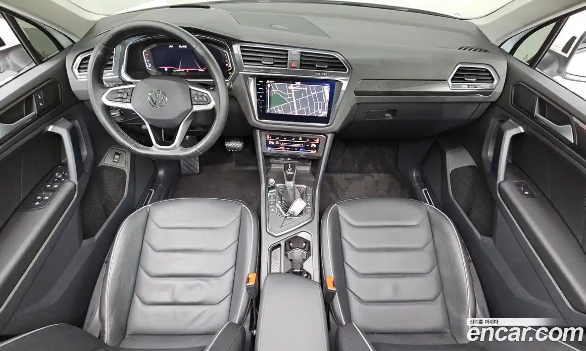 Volkswagen Tiguan 2023 2.0 Автомат в Москве № 272534, фото 17