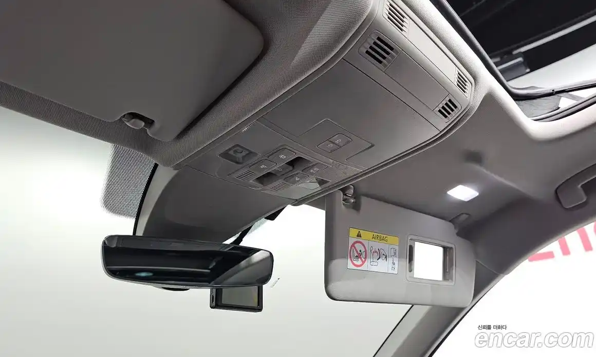 Volkswagen Tiguan 2023 2.0 Автомат в Москве № 272534, фото 9