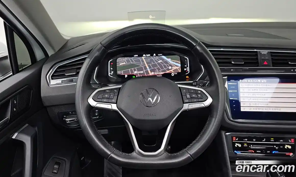 Volkswagen Tiguan 2023 2.0 Автомат в Москве № 272534, фото 10