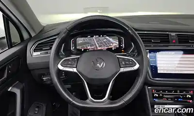 Volkswagen Tiguan 2023 2.0 Автомат в Москве № 272534, миниатюра 10