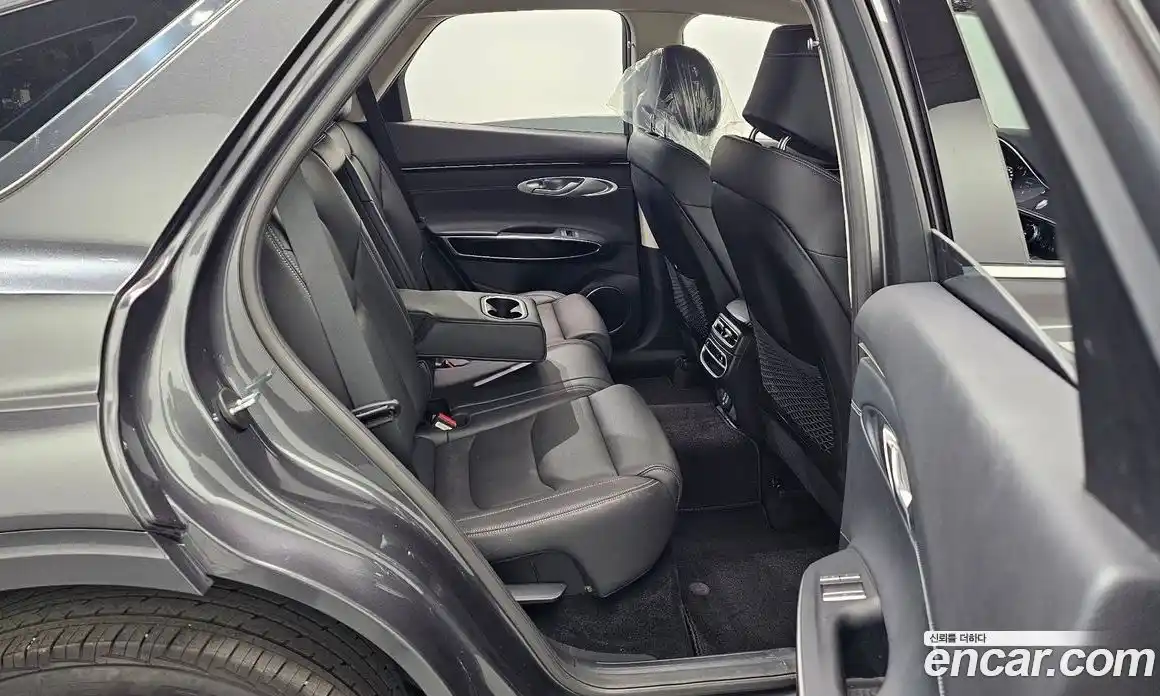 Genesis GV70 2021 2.5 Автомат в Москве № 27400, фото 12