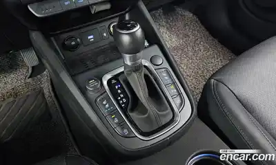 Hyundai Kona 2021 1.6 Автомат в Москве № 2816, миниатюра 3