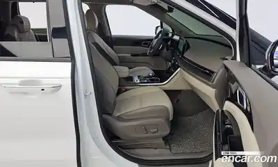 Kia Canival 2023 3.5 Автомат в Москве № 286495, миниатюра 5