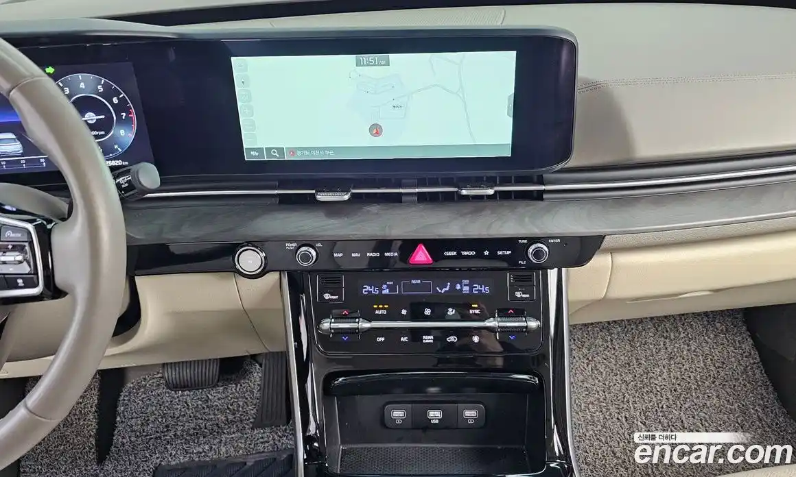 Kia Canival 2023 3.5 Автомат в Москве № 286495, фото 7