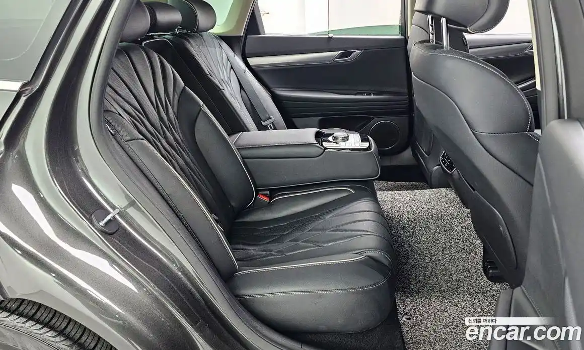 Genesis G80 2024 2.5 Автомат в Москве № 289118, фото 17