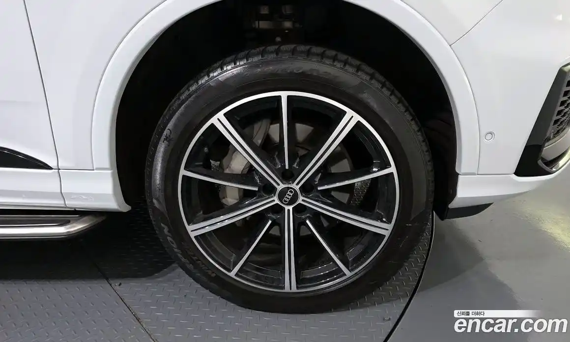 Audi Q7 2021 3.0 Автомат в Москве № 293097, фото 9