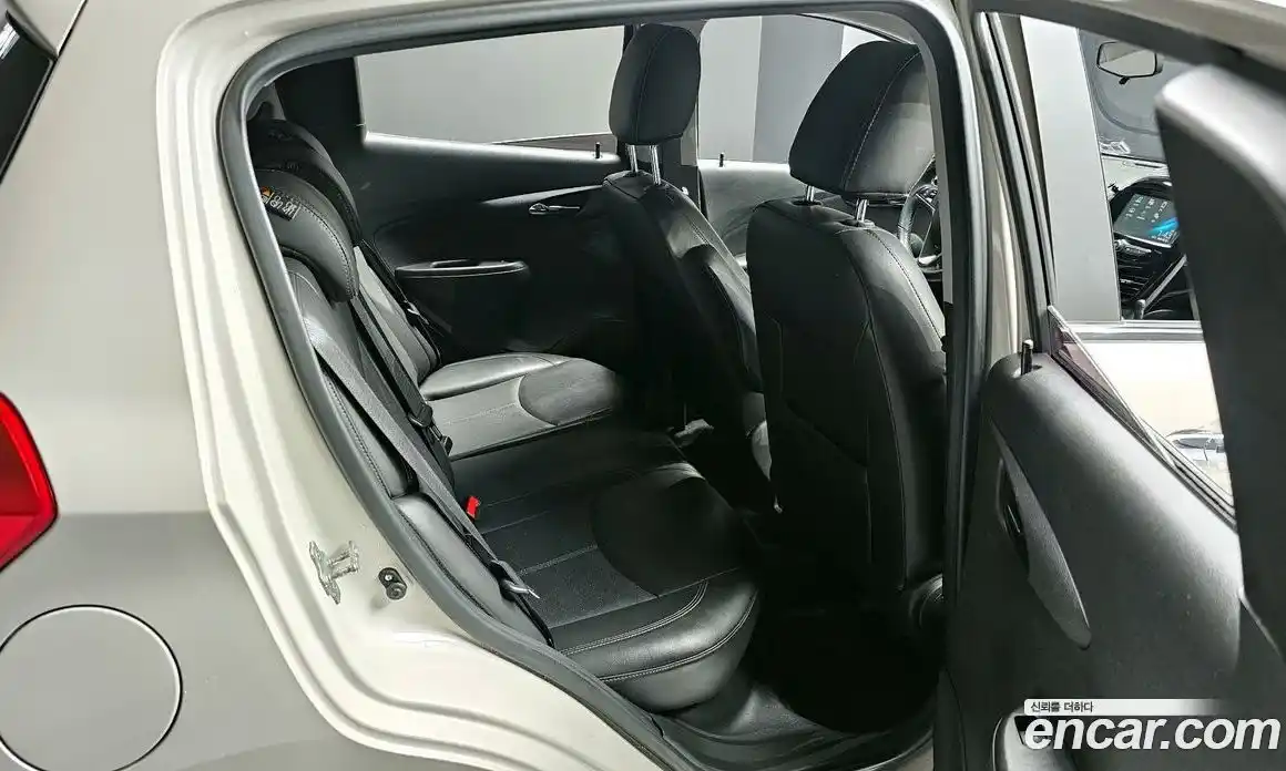 Chevrolet Spark 2017 1.0 Автомат в Москве № 296494, фото 18