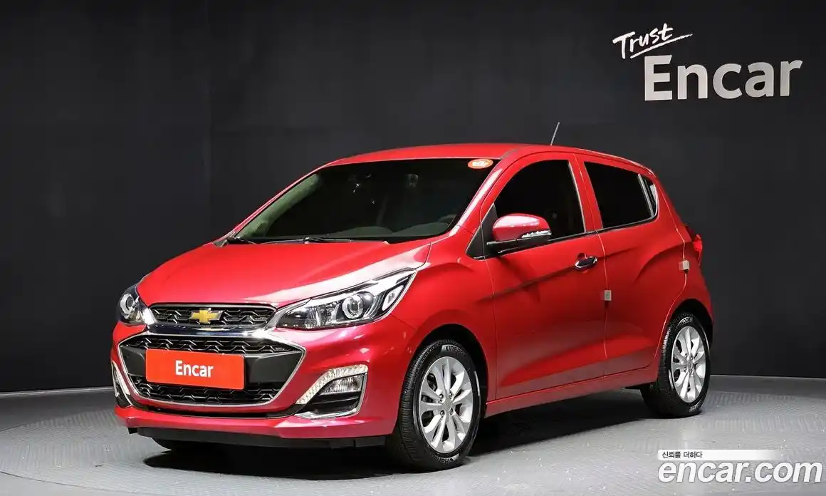 Chevrolet Spark 2020 1.0 Автомат в Москве № 296637, фото 1