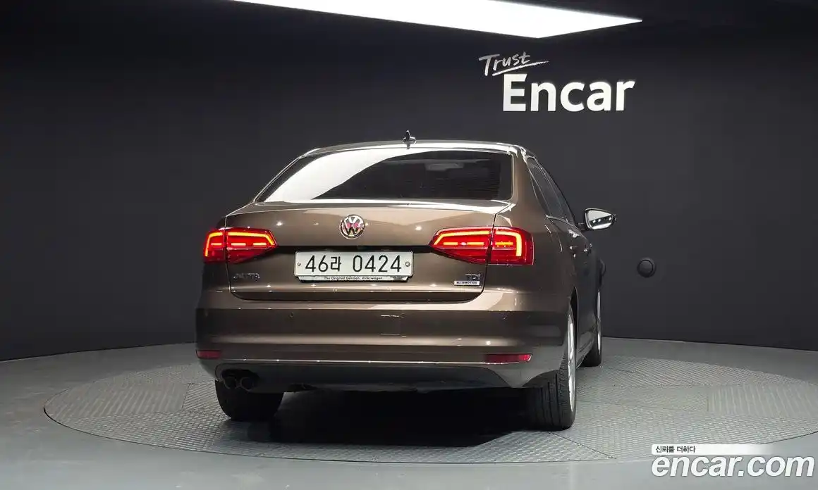 Volkswagen Jetta 2015 2.0 Автомат в Москве № 301633, фото 16