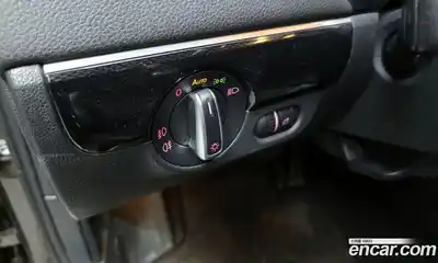 Volkswagen Jetta 2015 2.0 Автомат в Москве № 301633, миниатюра 3