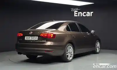 Volkswagen Jetta 2015 2.0 Автомат в Москве № 301633, миниатюра 4