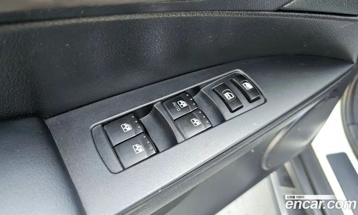 SsangYong Korando 2012 2.0 Автомат в Москве № 31605, фото 16