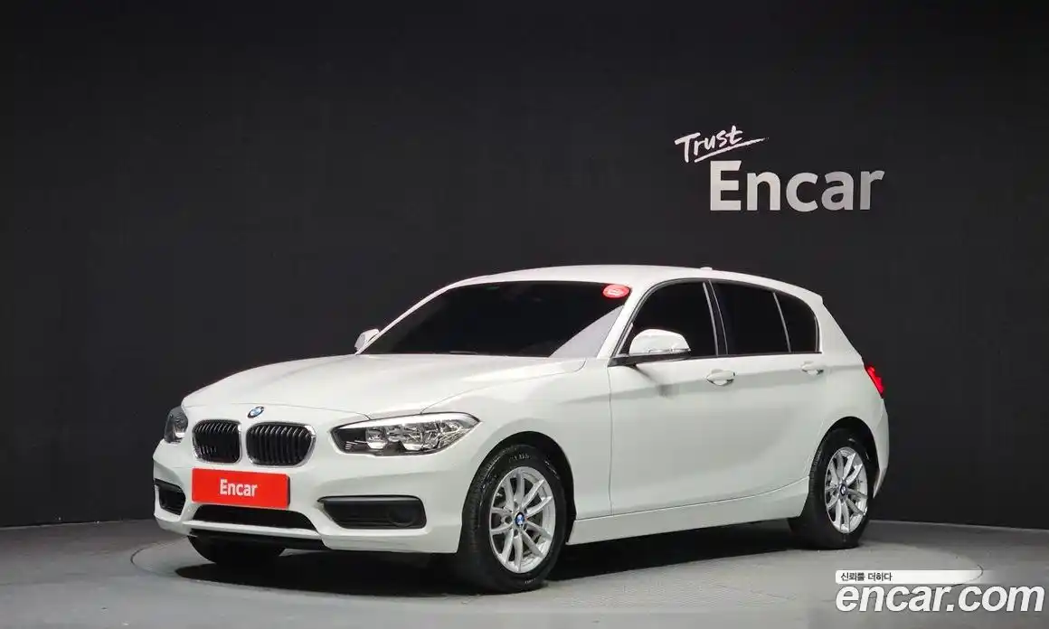 BMW 1-Series 2018 2.0 Автомат в Москве № 319536, фото 20
