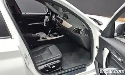 BMW 1-Series 2018 2.0 Автомат в Москве № 319536, миниатюра 2