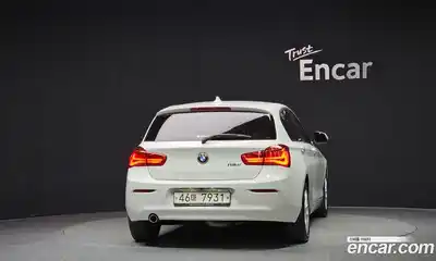 BMW 1-Series 2018 2.0 Автомат в Москве № 319536, миниатюра 3
