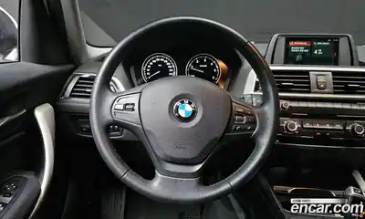 BMW 1-Series 2018 2.0 Автомат в Москве № 319536, миниатюра 4