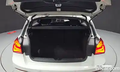 BMW 1-Series 2018 2.0 Автомат в Москве № 319536, миниатюра 7