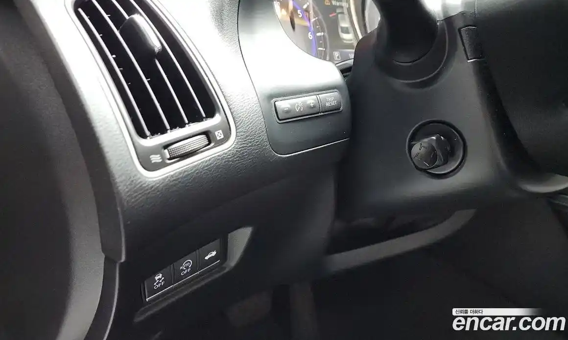 Infiniti Q50 2015 2.1 Автомат в Москве № 320486, фото 13