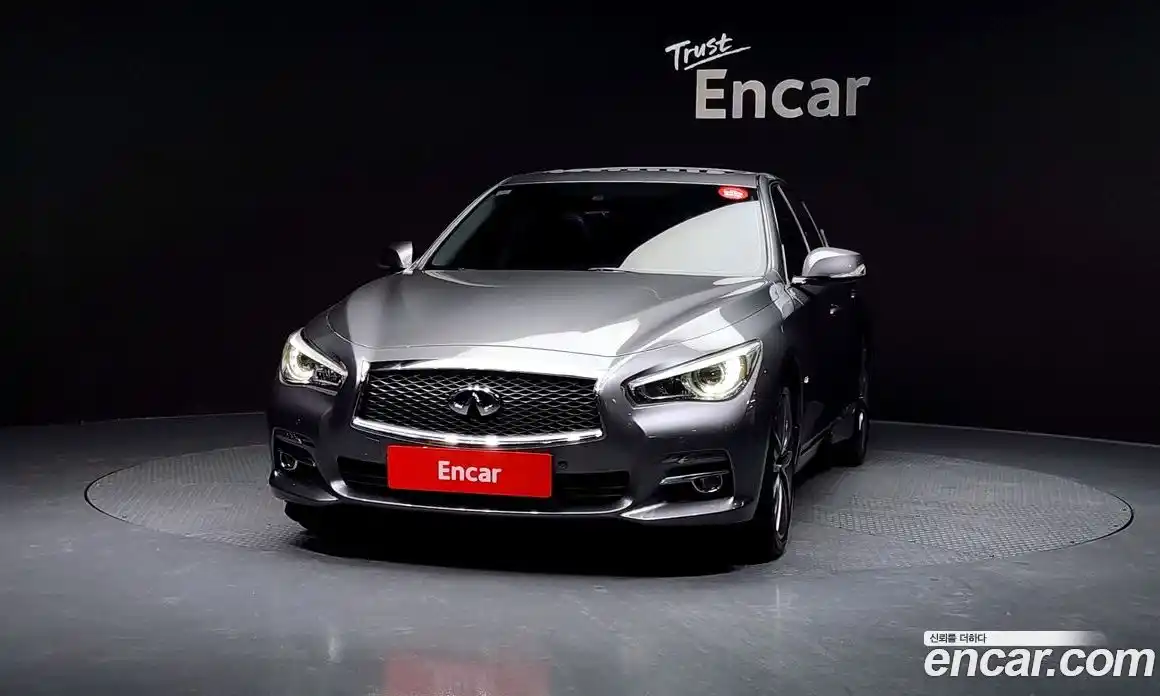 Infiniti Q50 2015 2.1 Автомат в Москве № 320486, фото 15