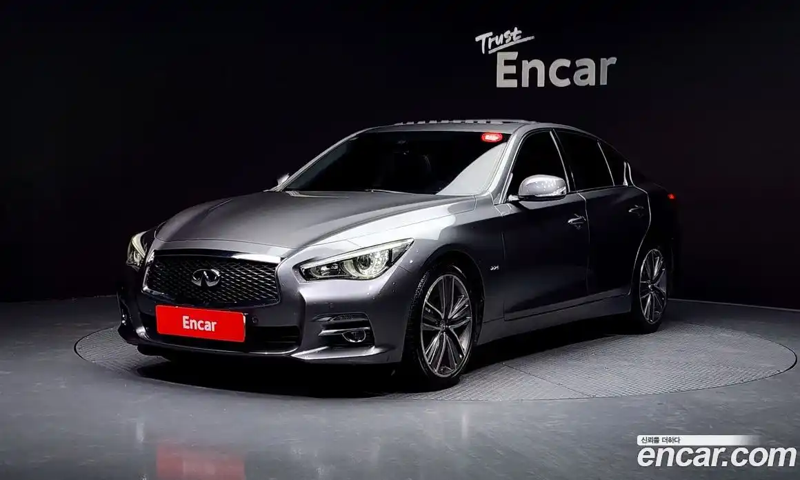 Infiniti Q50 2015 2.1 Автомат в Москве № 320486, фото 19