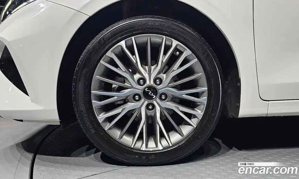 Kia K3 2022 1.6 Автомат в Москве № 321622, фото 14