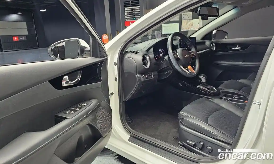 Kia K3 2022 1.6 Автомат в Москве № 321622, фото 17