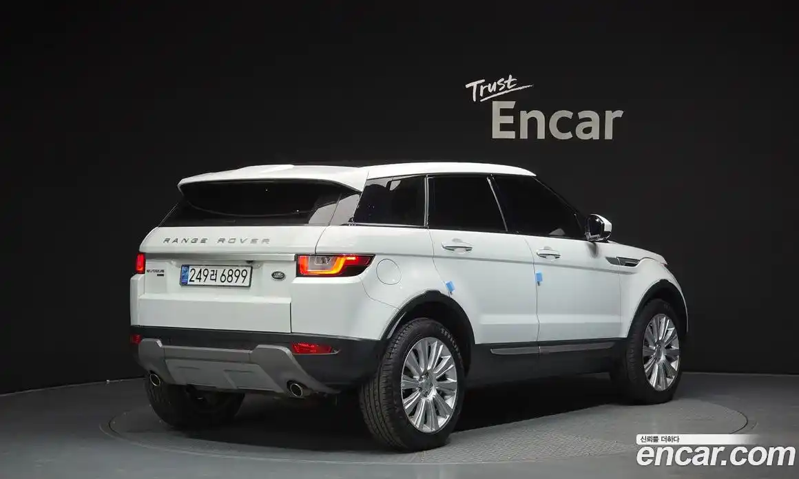 Land Rover Range-Rover Evoque 2019 2.0 Автомат в Москве № 333127, фото 15