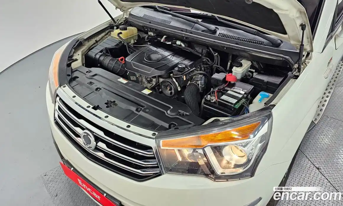 SsangYong Korando 2015 2.0 Автомат в Москве № 33535, фото 9