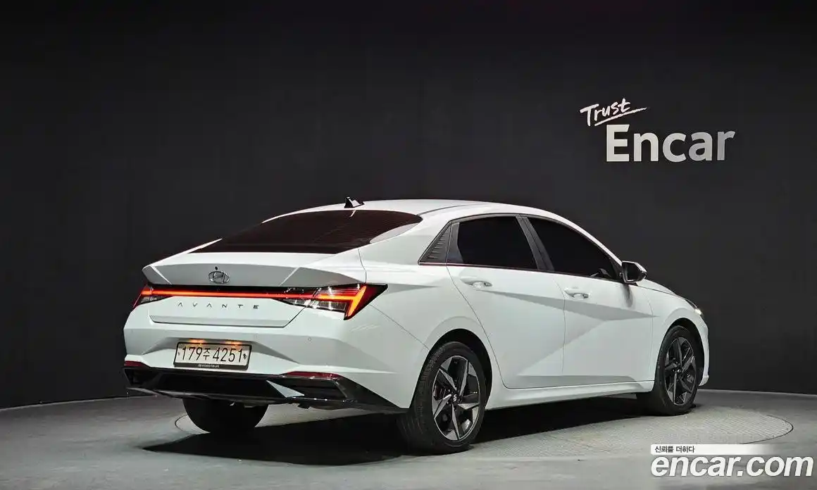 Hyundai Avante 2021 1.6 Автомат в Москве № 335448, фото 18