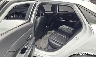 Hyundai Avante 2021 1.6 Автомат в Москве № 335448, миниатюра 9