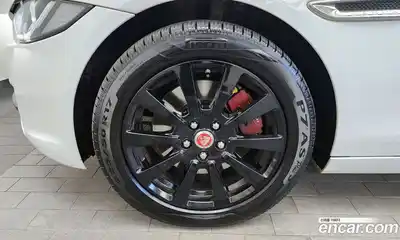 Jaguar XE 2017 2.0 Автомат в Москве № 335839, миниатюра 10