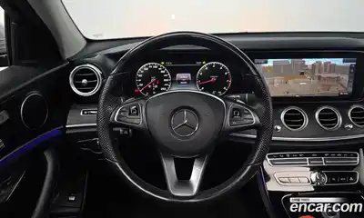 Mercedes-Benz E-Class 2017 2.0 Автомат в Москве № 342841, миниатюра 12