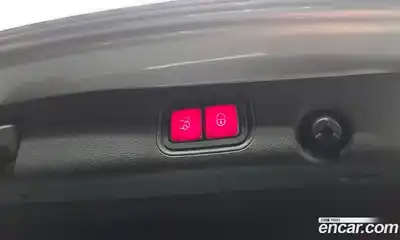 Mercedes-Benz E-Class 2017 2.0 Автомат в Москве № 342841, миниатюра 3