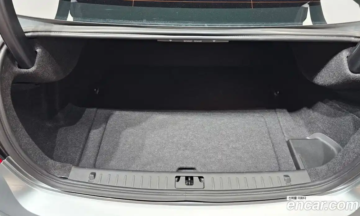 Volvo S60 2017 2.0 Автомат в Москве № 344189, фото 12