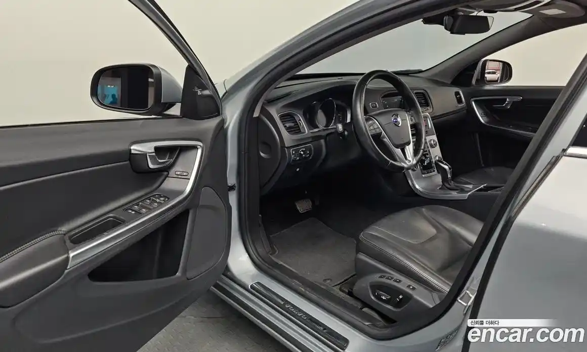 Volvo S60 2017 2.0 Автомат в Москве № 344189, фото 18