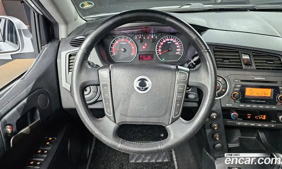 SsangYong Korando 2015 2.0 Автомат в Москве № 36468, фото 16